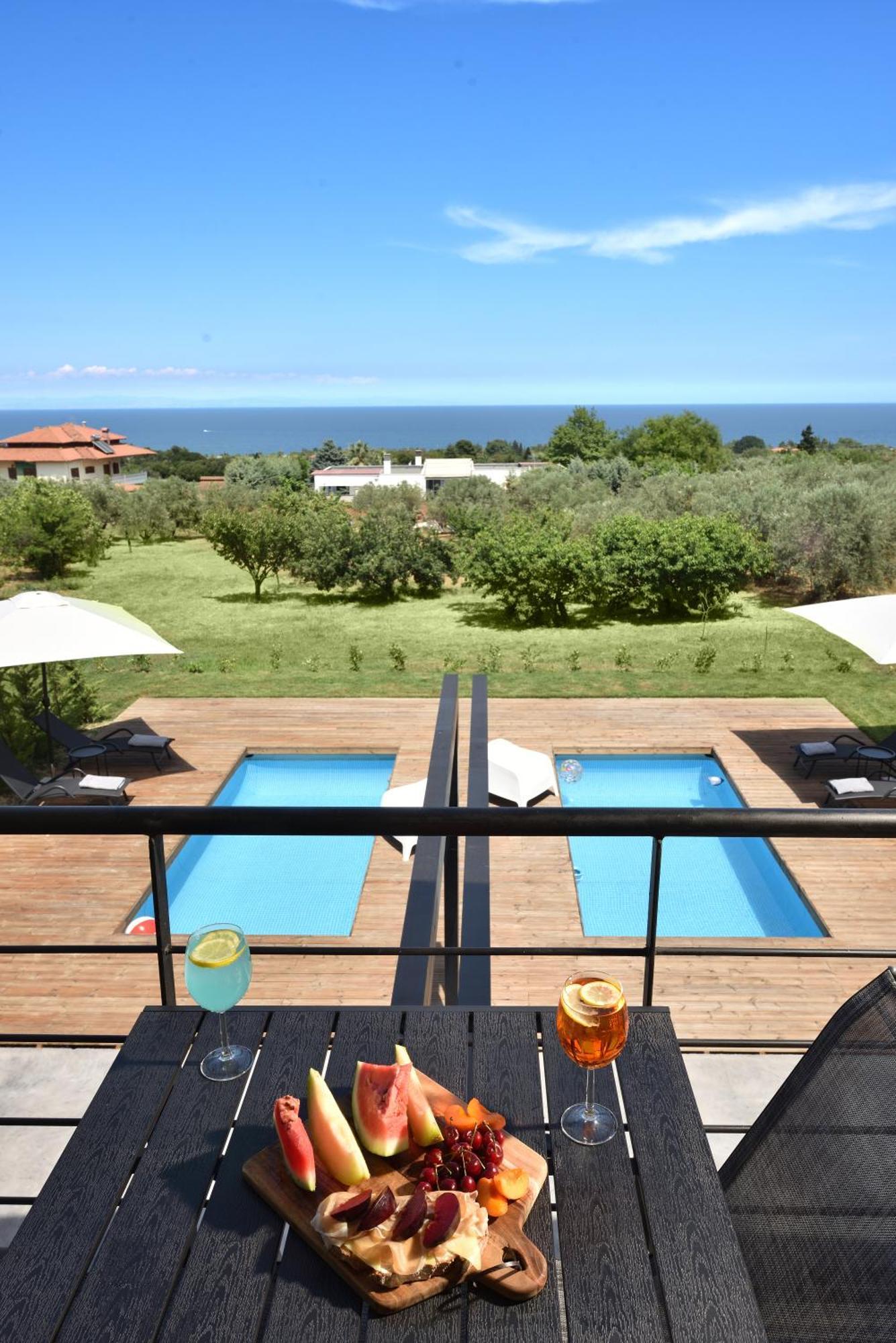 Olive All-Seasons Suites, Panel Hospitality Homes & Villas Litochoron Bagian luar foto